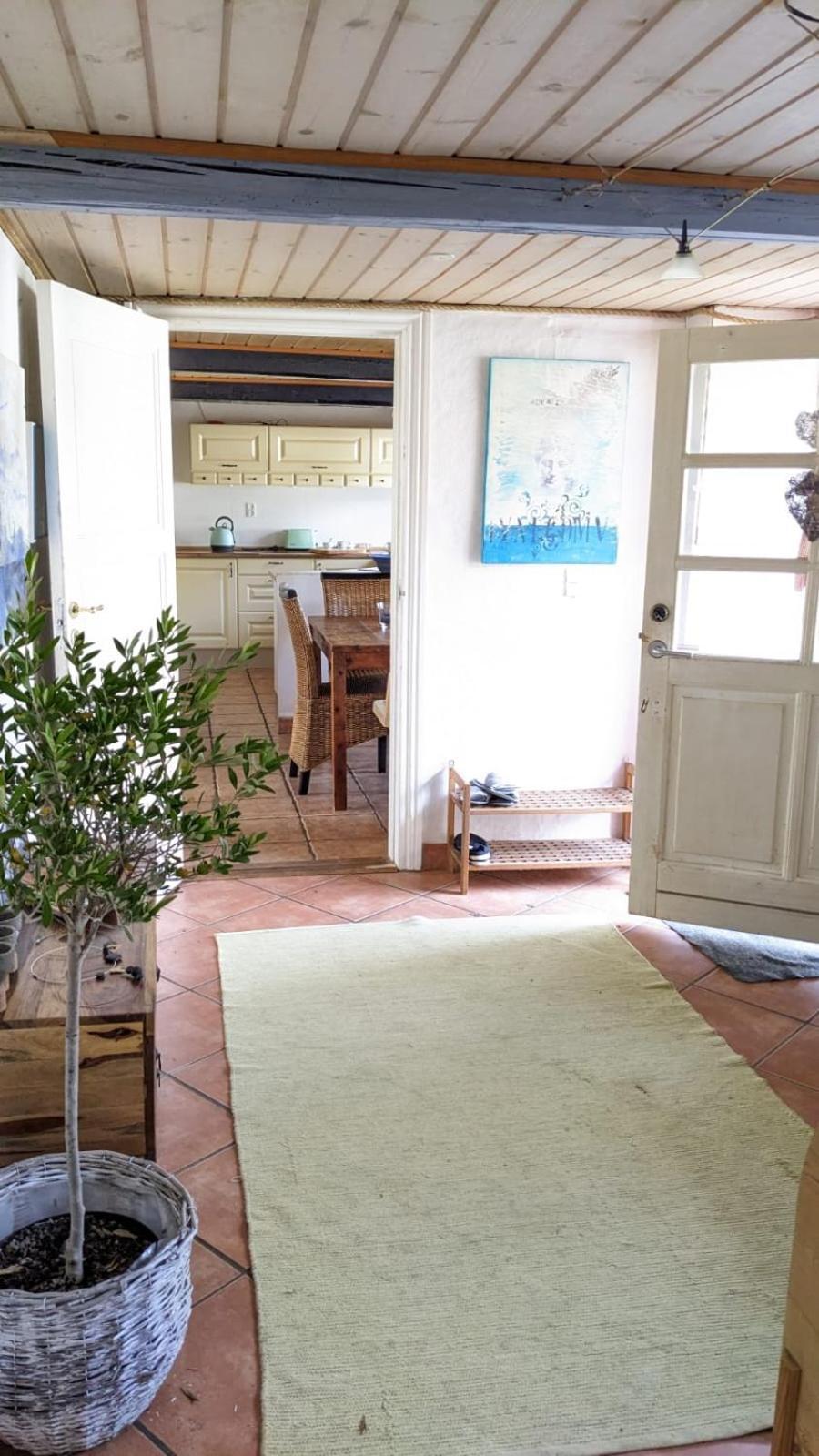 Gemuetliches Reetdachhaus Mit Kaminofen Hostel รีเบอ ภายนอก รูปภาพ